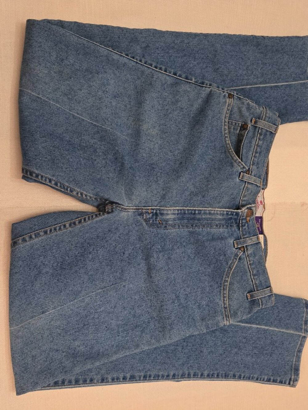 Vintage USA made Levi's 540 relaxed fit medium wash jeans